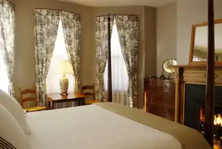 200 South Street Inn - 75