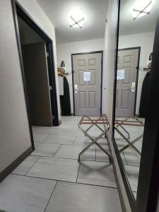 Country Inn & Suites by Radisson, West, KS - 46