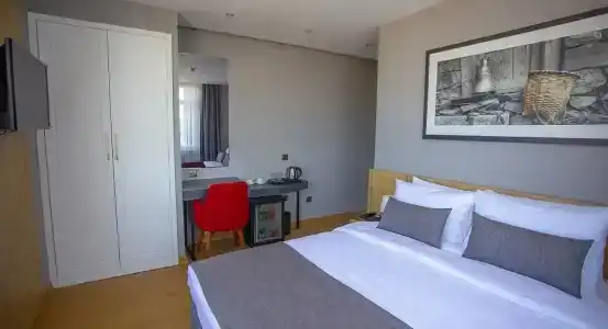 Uzer Otel - 5