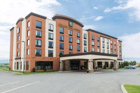 Quality Inn & Suites - 43