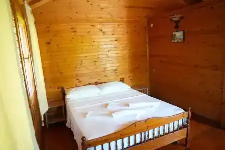 Lemon Camping bungolows - 3