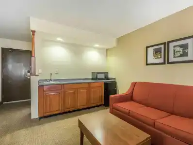 Comfort Inn Nashville West - 29