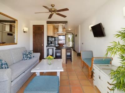 Regency Country Club, Suites - 7