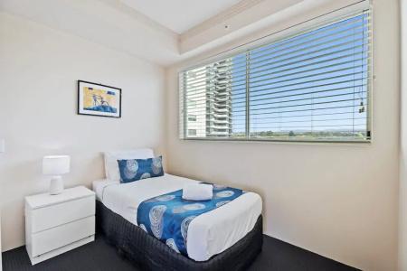 Crystal Bay On The Broadwater - 299