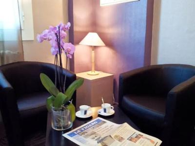 Quality Hôtel Christina Lourdes - 81