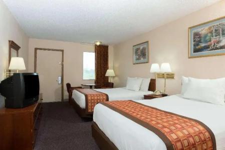Days Inn by Wyndham Indianapolis East Post Road - 13