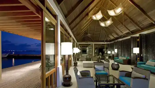 Sheraton Maldives Full Moon Resort & Spa - 12