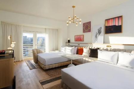 Virgins Las Vegas, Curio Collection by Hilton - 87