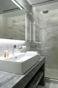 Alley Boutique and Spa - 86