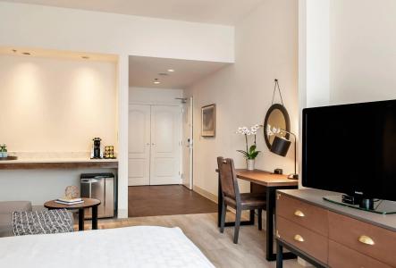 St Charles Coach House, Ascend Collection - 42