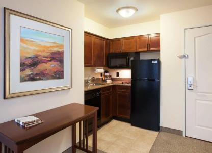 Staybridge Suites Airport, An Ihg - 3
