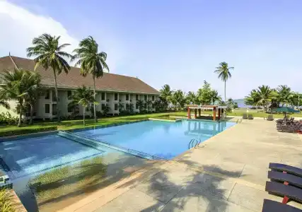 Novotel Chumphon Beach Resort And Golf - 11
