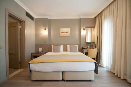 Seraglio & Suites - 41