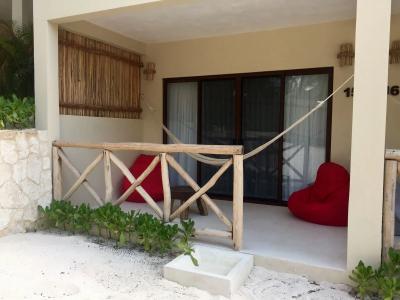 Dune Boutique located at the party zone - 18