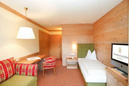 Österreichischer Hof-im Bademantel direkt in die Alpentherme - 22