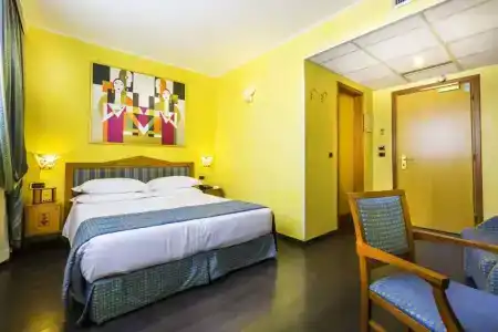 Best Western Artdeco - 75