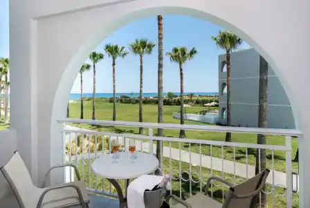 Delfina Beach - 7