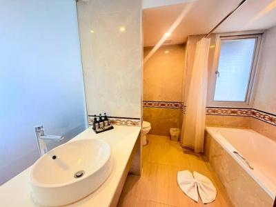 I Residence Silom - 40