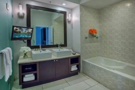 Provident Doral At The Blue - 90