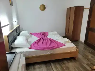 Evelina Pension! - 35