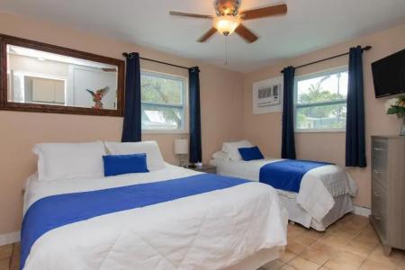 Sunset Cove Beach - 103
