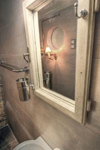 Lavender Circus Hostel, Doubles & Ensuites - 32