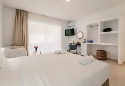 Bamboo Suites Boutique - 52