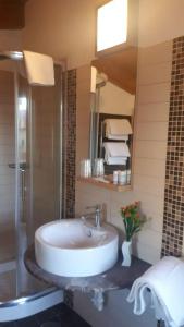 Seven Hostel & Rooms - 32