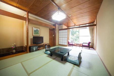 Tatsuta Ryokan - 1