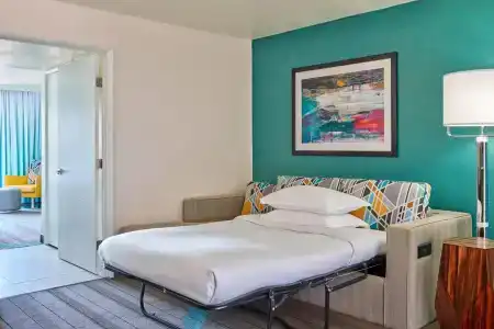 Sheraton Tucson & Suites - 19