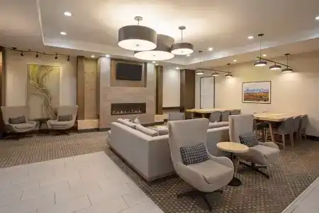Holiday Inn & Suites Downtown, an IHG - 41