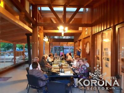 Korona - 16
