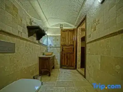 Castle Cave - 72
