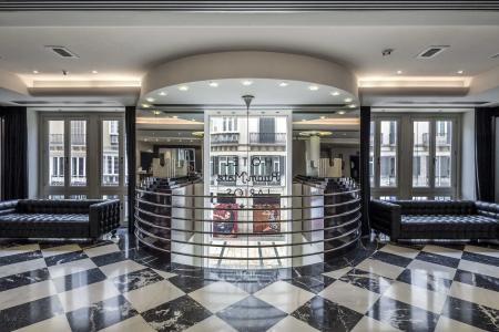 Room Mate Larios - 14