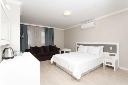 Bay Nihat Lale - 28