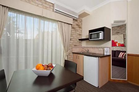 Highlander Motor Inn - 21
