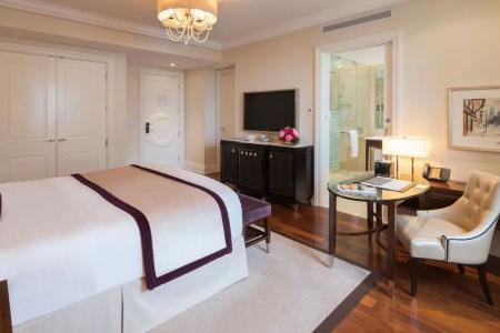 The Ritz-Carlton, - 60