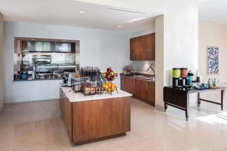 Hilton Garden Inn Miami Dolphin Mall - 27