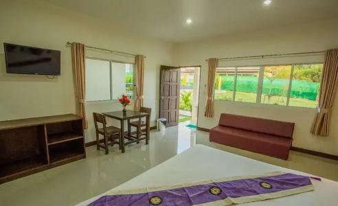 Phuket Airport Villa - 36