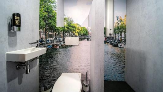 Princess Leidse Square - 8
