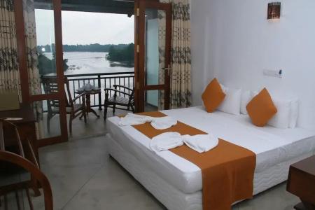 Sanu Lagoon Resort & Spa - 3