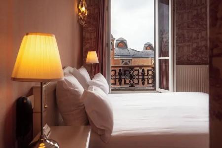 Regyn's Montmartre - 40