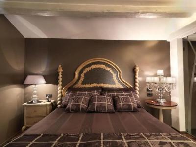 Glam Boutique - 97