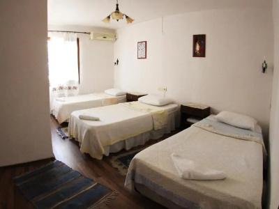 Tuncay Pension - 54