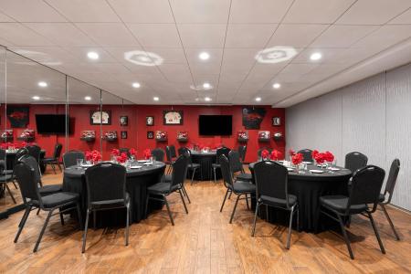 Wyndham Riverfront - 17