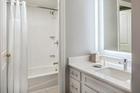 Residence Inn by Marriott Boston Harbor on Tudor Wharf - 55