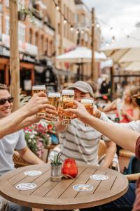 Queen - 23