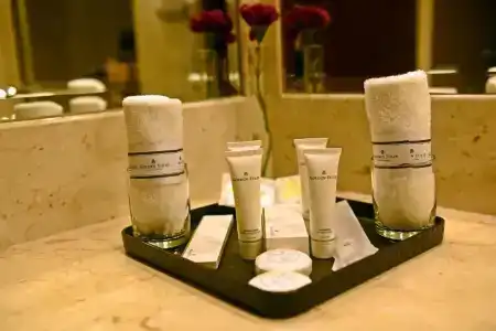 Golden Tulip Bahrain - 50
