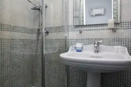 Lakkios charming suites and rooms - 9