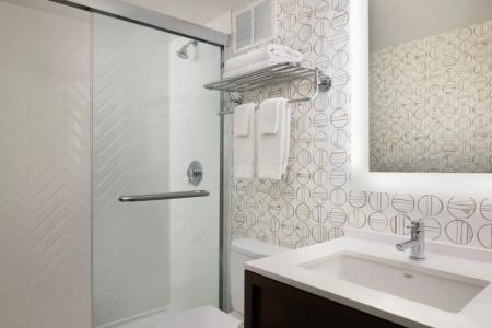 Holiday Inn, An Ihg - 81